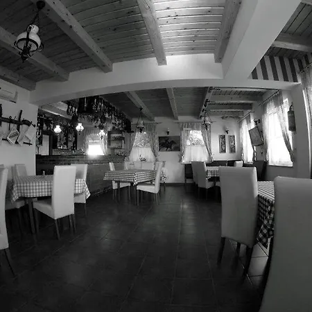 Bed & Breakfast Diofa Csarda 2*